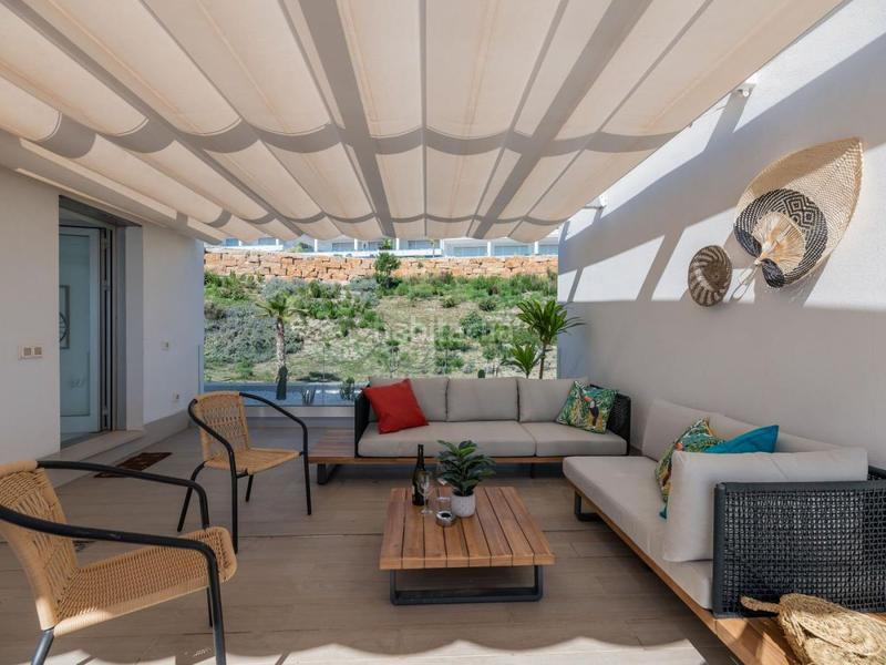 Foto 45478bac-808c-43cf-b5cc-23fceb0dc37b. Reihenhaus mit parking pool in Cancelada Estepona