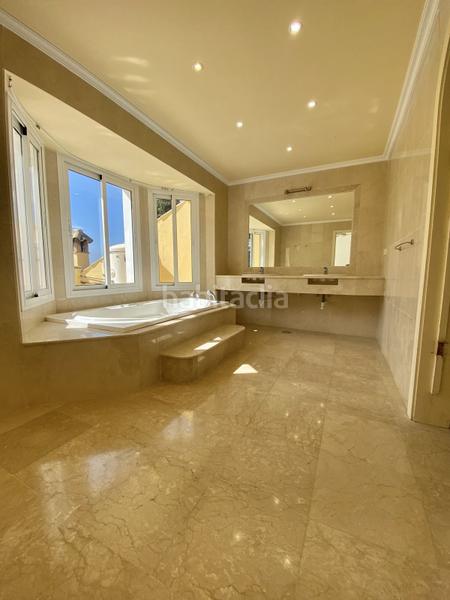 Foto 9efd0f06-1d76-434e-a904-f3cbaa93b1da. Rent chalet in n/a in El Rosario - Ricmar Marbella