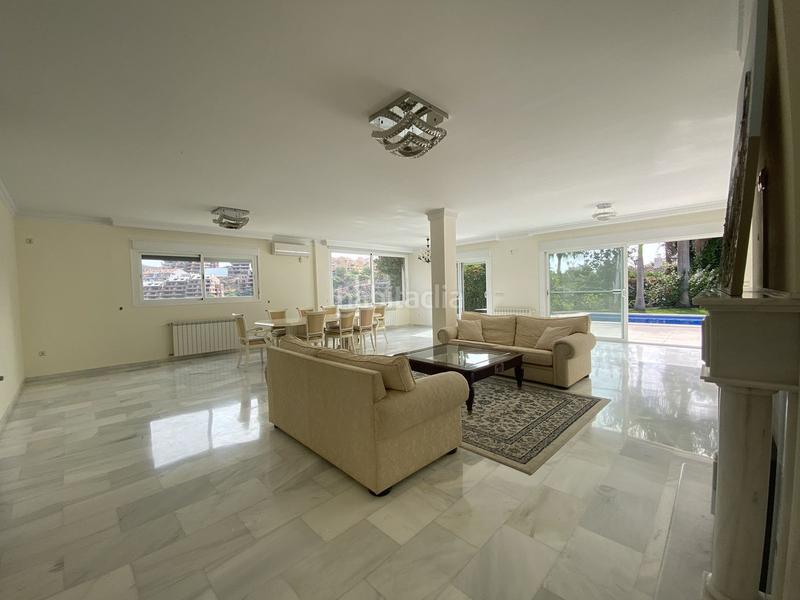 Foto 0e07d384-40b3-44ac-ae6d-ad8f20cd6546. Affitto chalet in n/a in Santa María Marbella