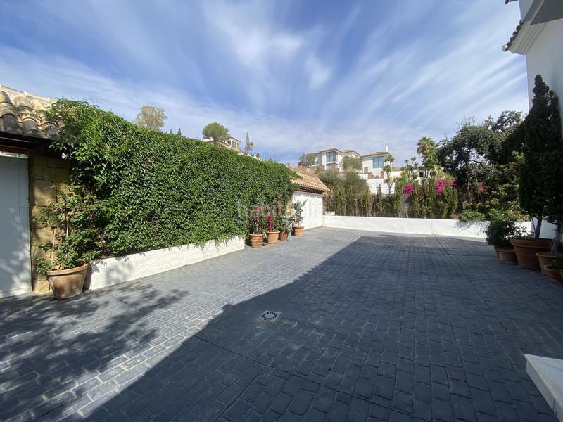 Foto 6269e7f4-8157-4a6c-910a-a266fba67c2d. Rent chalet in n/a in Santa María Marbella