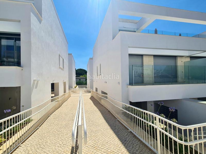 Foto 4cb489a1-7b65-4f29-8ba9-2ba969d16ca9. Lloguer apartament amb calefacció aparcament piscina a Marbella
