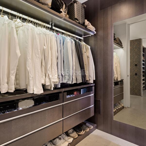 Foto 3f9e5f86-f70e-4489-8f54-197eaafc0c79. Affitto chalet con riscaldamento parcheggio piscina in Marbella