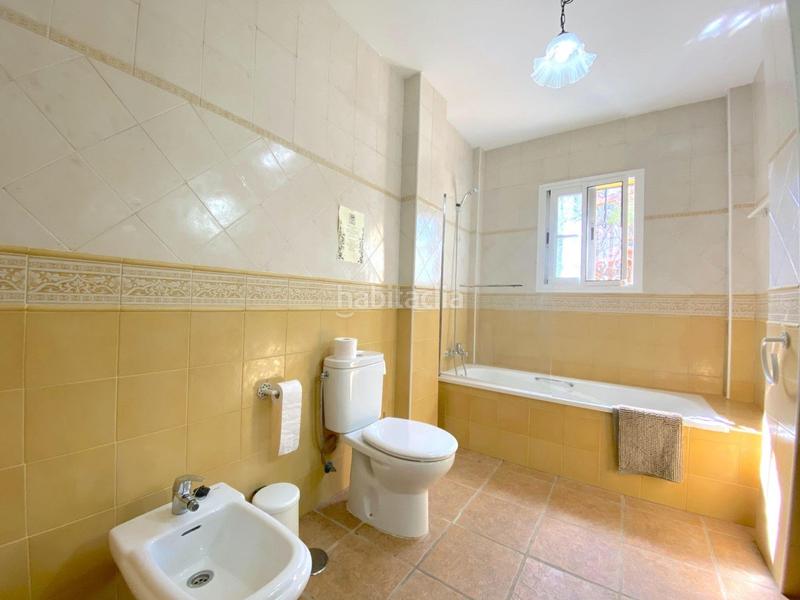 Foto 023079e6-5fec-4856-abac-a0a84bdfc9cd. Chalet villa en venta en este el rosario, 5 dormitorios. en Marbella