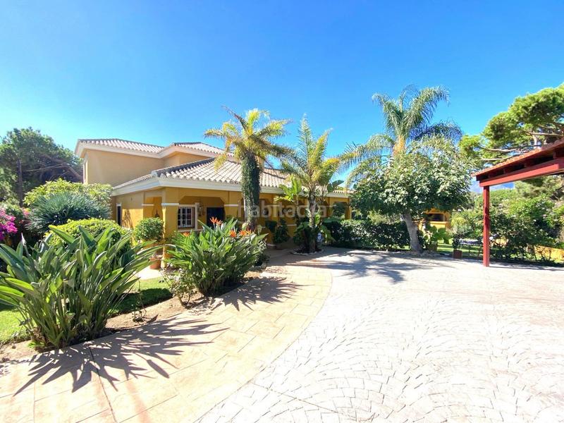 Foto 1b421930-e77d-4762-8bc6-58ab8c6b0398. Chalet villa en venta en este el rosario, 5 dormitorios. en Marbella
