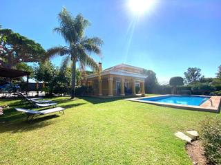Xalet a El Rosario - Ricmar. Villa en venta en este  el rosario, 5 dormitorios.