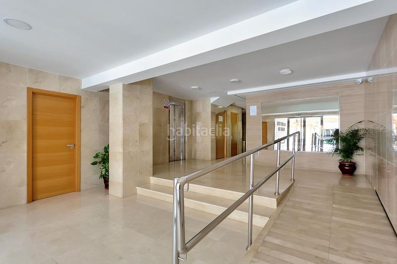 Foto 59b03c60-6e3a-4702-ae9b-dd249b1e7f74. Apartamento  en venta en los boliches, 3 dormitorios. en Fuengirola