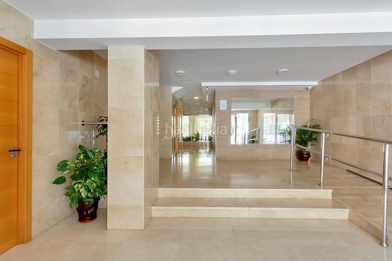 Foto f26a20cf-622e-4165-9771-99e668a9b3f4. Apartamento  en venta en los boliches, 3 dormitorios. en Fuengirola