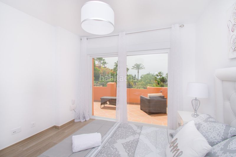 Foto e287a804-fdae-47b7-9244-027f092ea264. Casa adossada amb calefacció aparcament piscina a Benahavís