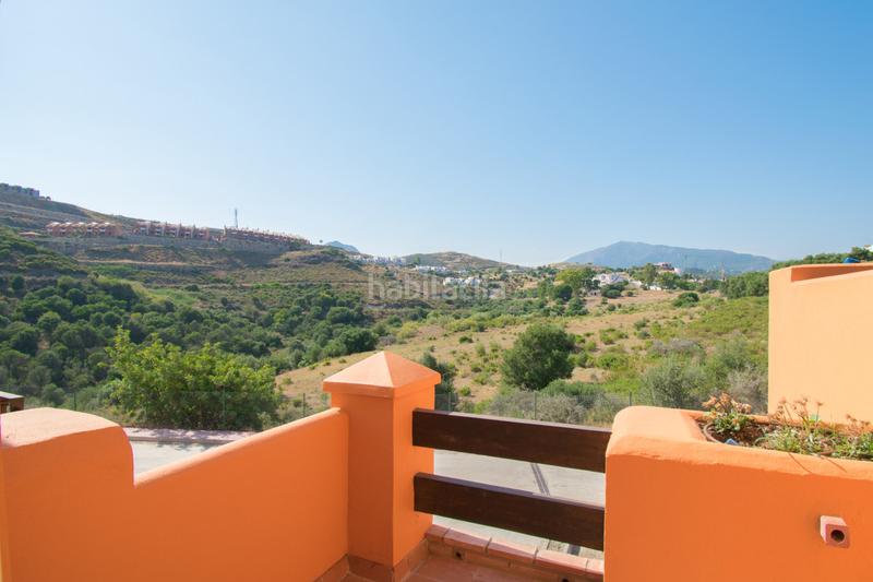Foto 6d80823e-0f06-4f56-afef-c4faf2b2cd1b. Rent semi detached house with heating parking pool in Benahavís