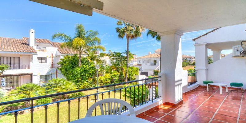 Foto 1ba7752a-c3bd-4409-816b-6896a3818c50. Casa adossada amb aparcament piscina a La Dama de Noche - La Alzambra Marbella