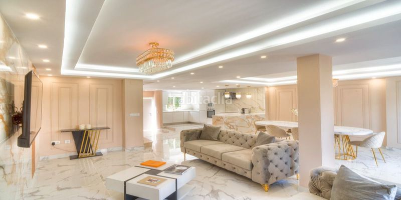 Foto 471b5d17-f00b-48c1-b1fb-f6df66d9a5e2. Casa adossada amb aparcament piscina a La Dama de Noche - La Alzambra Marbella