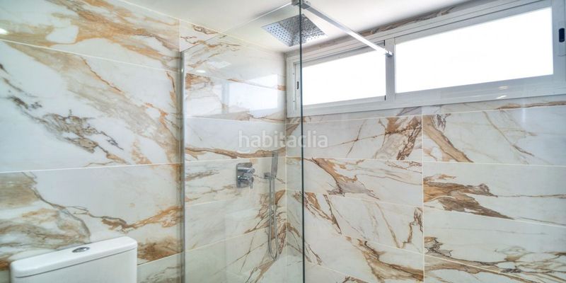 Foto 6f3ad213-8dbd-40ef-838a-d3692c0a7d04. Casa adossada amb aparcament piscina a La Dama de Noche - La Alzambra Marbella
