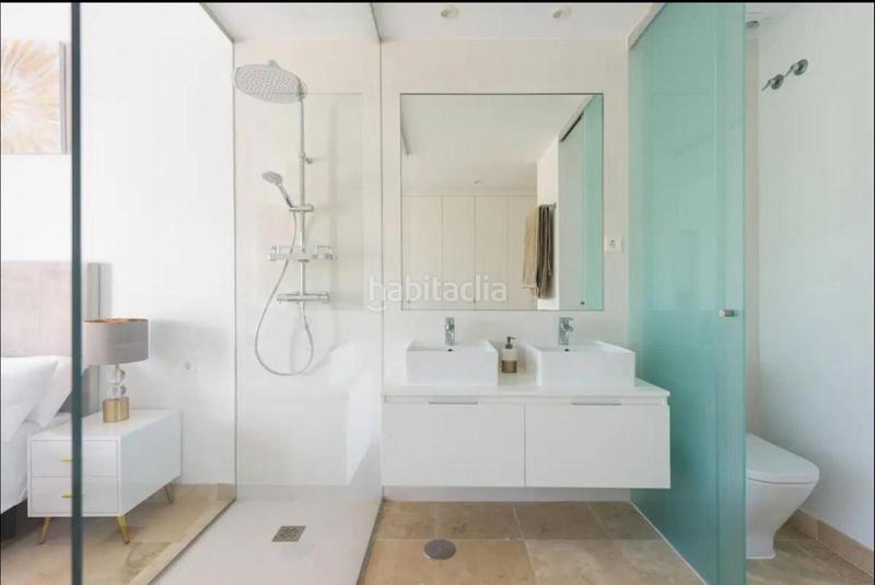 Foto 9aecf7fb-b644-4a7f-bcf3-a0e1017590cf. Alquiler apartamento  en alquiler en el paraiso, 3 dormitorios. en Estepona