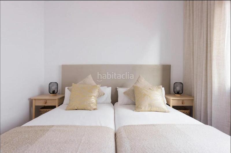 Foto e8b114ab-41f7-4266-a658-71b40d26a940. Alquiler apartamento  en alquiler en el paraiso, 3 dormitorios. en Estepona