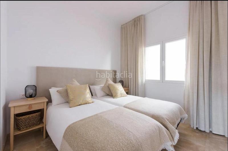 Foto 4240f5c8-613d-43ed-84cc-eeaf9faa761c. Lloguer apartament amb aparcament piscina a Paraiso - Barronal Estepona