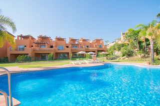 Lloguer Casa adossada a El Paraíso. Adosado en alquiler en el paraiso, 3 dormitorios.