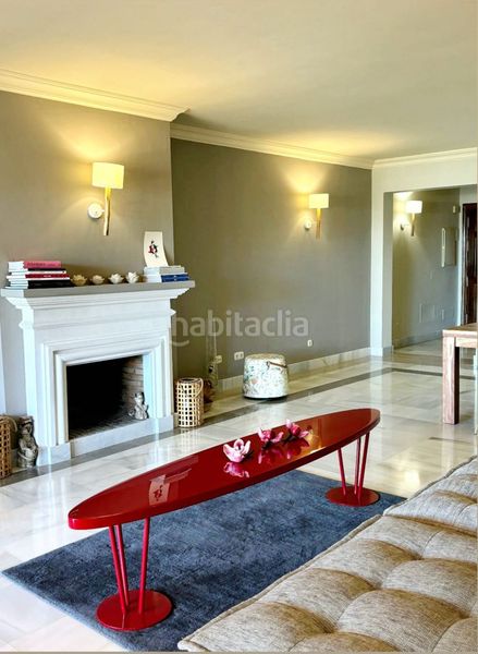 Foto 75799509-c8c6-404a-8228-decb5b435431. Apartament amb aparcament a La Quinta Benahavís