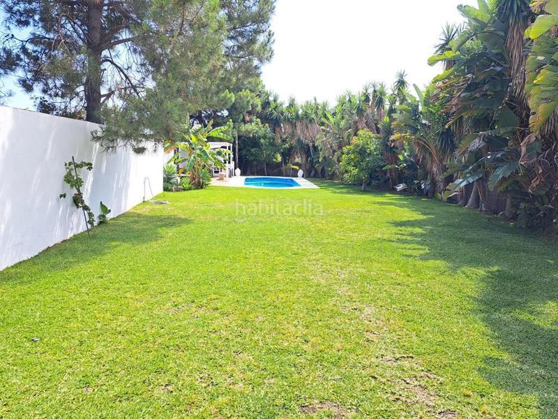 Foto 345e64a7-ce1c-4cec-905e-d4fe33d8e84e. Miete chalet mit parking in altos de Estepona Estepona