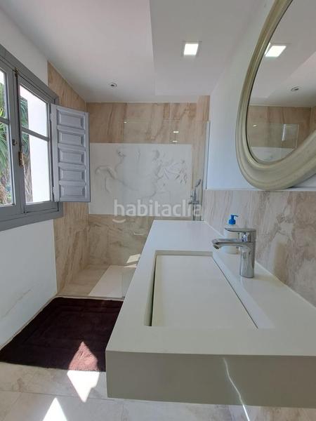Foto 4db3fbb1-6ce3-41e8-87c0-6054537a0c70. Miete chalet mit parking in altos de Estepona Estepona