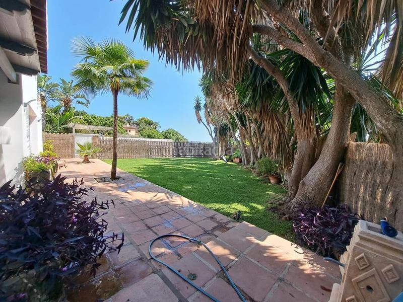 Foto 6dad1364-892e-441a-ab27-1a0641bf6f6f. Rent chalet with parking in altos de Estepona Estepona