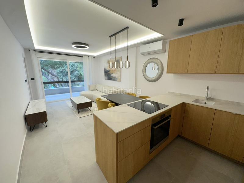 Foto 6a033a3d-473c-4ce3-8acf-45a52c2a7fc8. Appartement mit parking pool in La Carolina - Guadalpín Marbella