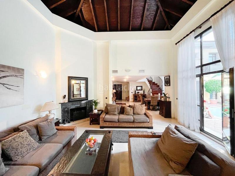 Foto 61c46d56-9c5c-473f-88ba-052d13ebea7c. Affitto chalet con parcheggio piscina in Puerto Banús Marbella