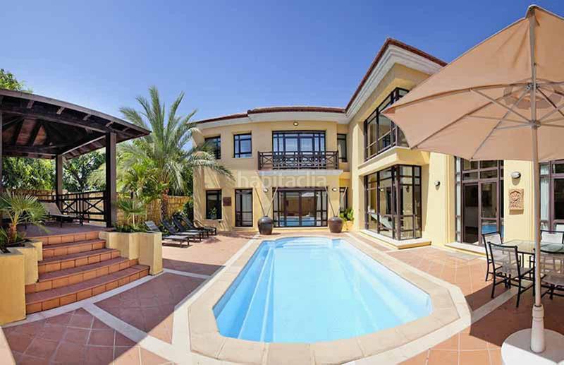 Foto 91270c00-3026-4526-baca-10f2e382d437. Affitto chalet con parcheggio piscina in Puerto Banús Marbella