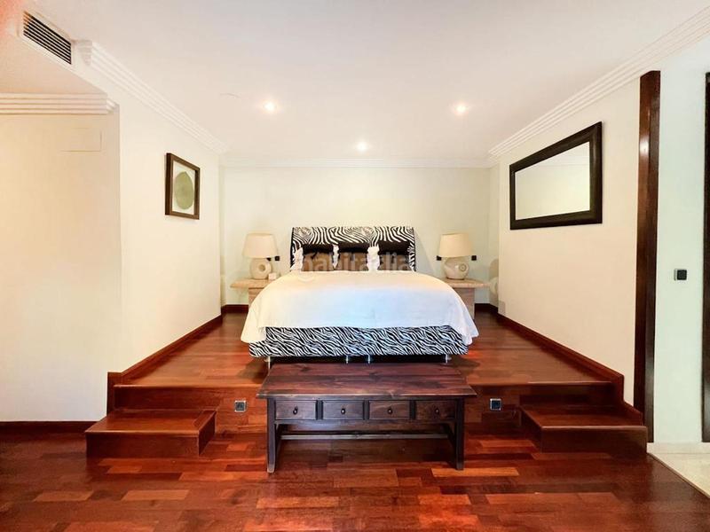 Foto c71a770b-f7d8-4041-a1c7-6b2adabac1bb. Affitto chalet con parcheggio piscina in Puerto Banús Marbella