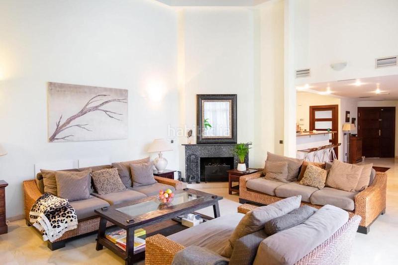 Foto fecdc51f-6b0b-4546-a5c7-12d718e2fffe. Affitto chalet con parcheggio piscina in Puerto Banús Marbella