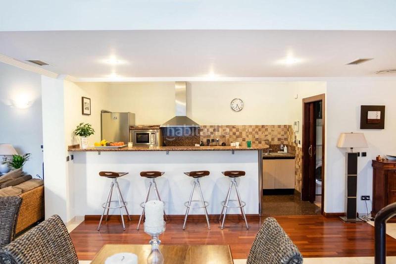 Foto 92858274-db35-417c-822d-3df3f96d5b36. Lloguer xalet amb aparcament piscina a Puerto Banús Marbella