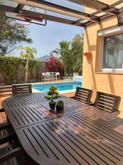 Location Chalet à San Pedro de Alcántara Pueblo. Villa en alquiler en nueva andalucía, 4 dormitorios.