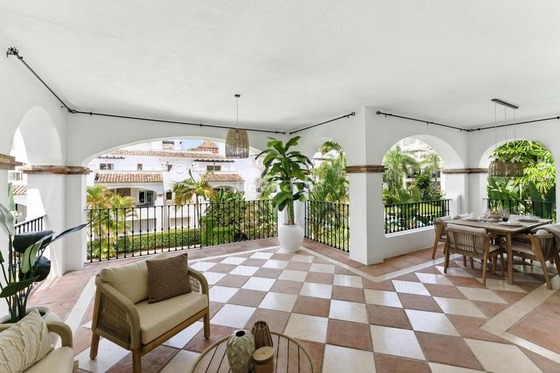Foto 352bd507-d024-4fc0-97b9-451c68a5326b. Alquiler apartamento  en alquiler en nageles, 4 dormitorios. en Marbella