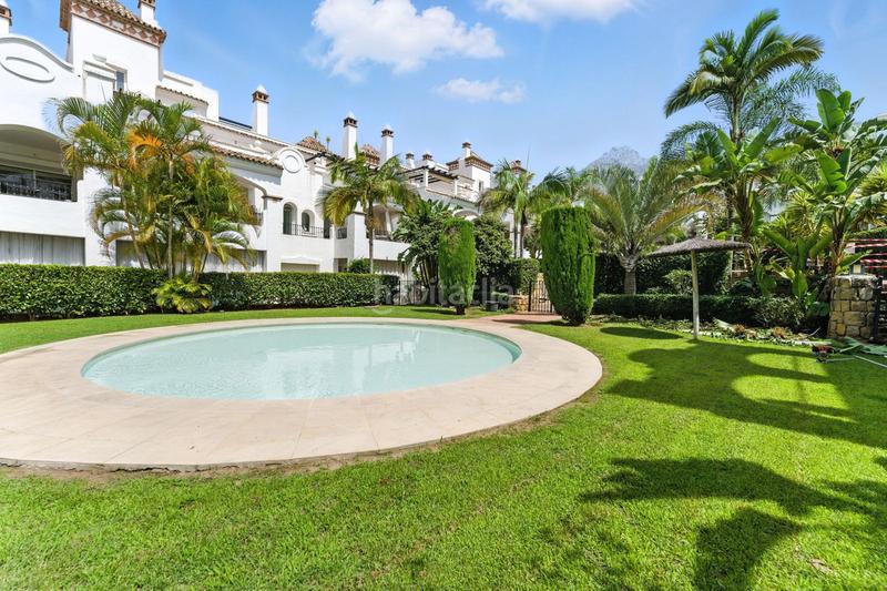 Foto 9d3a640d-b843-490f-b8a0-509b4cebe792. Alquiler apartamento  en alquiler en nageles, 4 dormitorios. en Marbella
