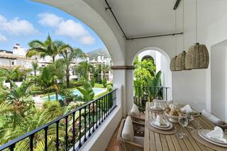 Rent Apartment en Nageles Alto. Apartamento en alquiler en nageles, 4 dormitorios.