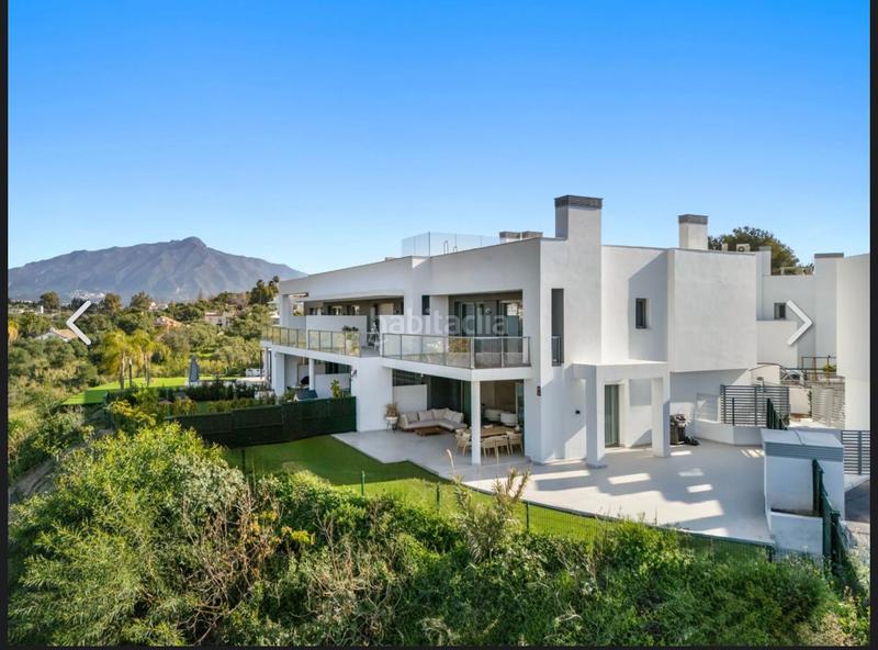 Foto a51f9331-d3f4-4c6d-a289-d2b8f548efb3. Casa adossada amb aparcament a San Pedro de Alcántara Pueblo Marbella