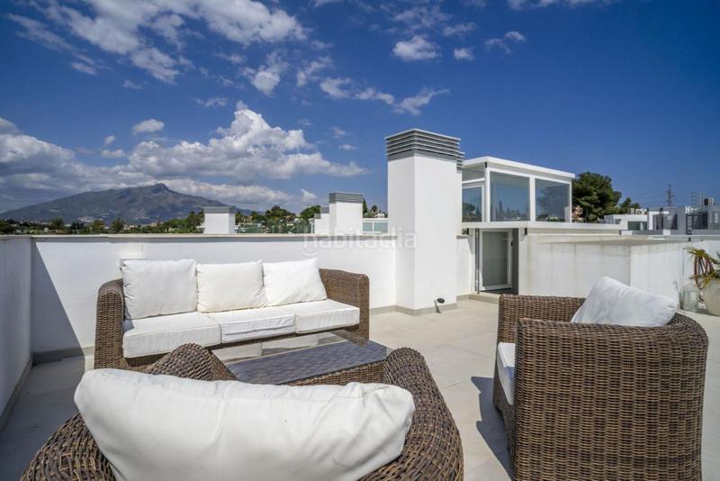 Foto bea75c60-e398-43c5-8fd0-976a505b346c. Casa adossada amb aparcament a San Pedro de Alcántara Pueblo Marbella
