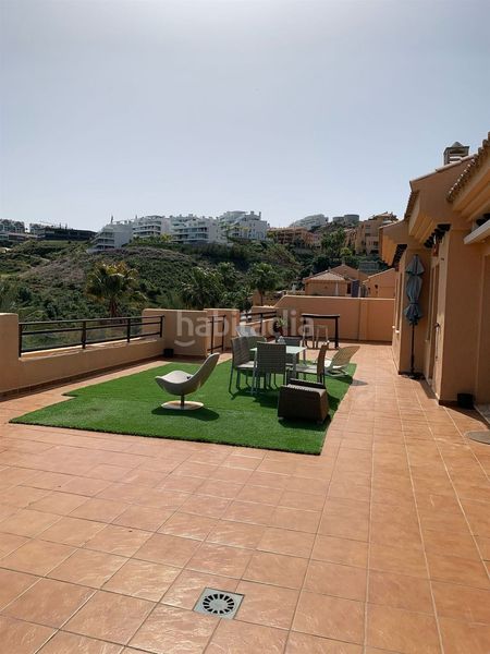 Foto 06ed5a3e-bfcb-4a49-bc5d-d924a9f61d49. Àtic amb aparcament piscina a Riviera del Sol Mijas