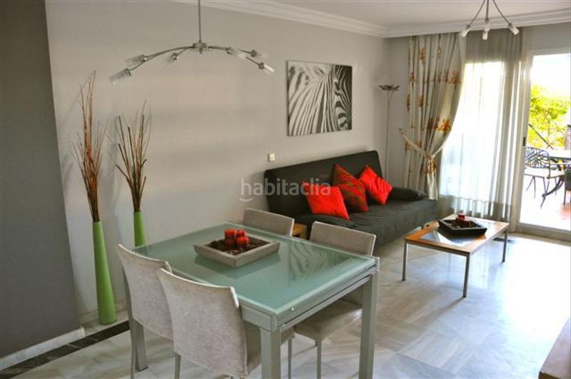 Foto 960a8f44-7f68-4aa5-9c3f-b3de6c25a8d0. Location appartement avec parking piscine dans La Carolina - Guadalpín Marbella