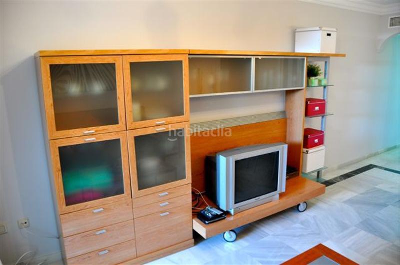 Foto fe3b1f70-3c20-4b5a-a64f-7a0575042607. Miete appartement mit parking pool in La Carolina - Guadalpín Marbella