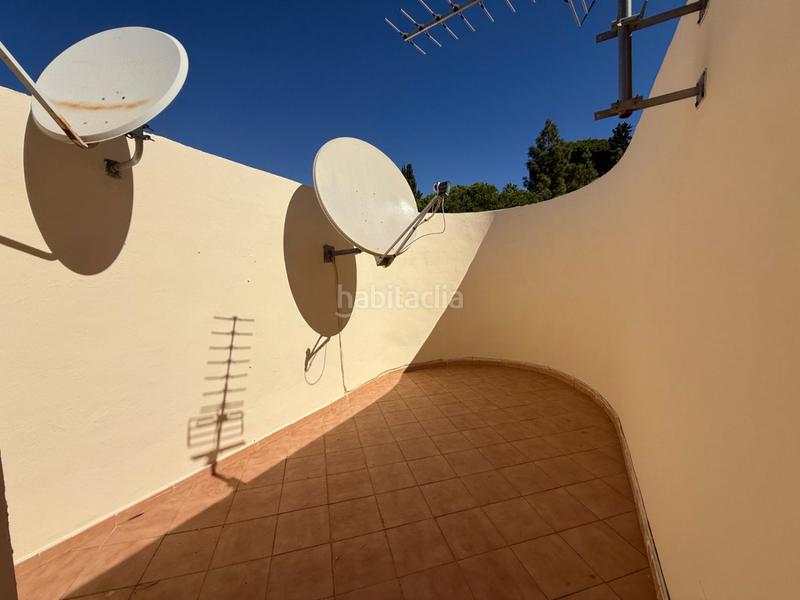 Foto 31918c54-357f-4c6c-adea-126558c063d4. Rent chalet with parking in Costabella Marbella