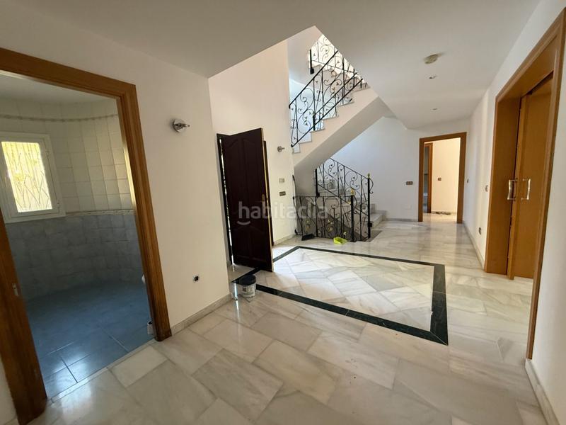 Foto e20ed16b-eb3b-405c-8cff-3c2a607fadab. Rent chalet with parking in Costabella Marbella