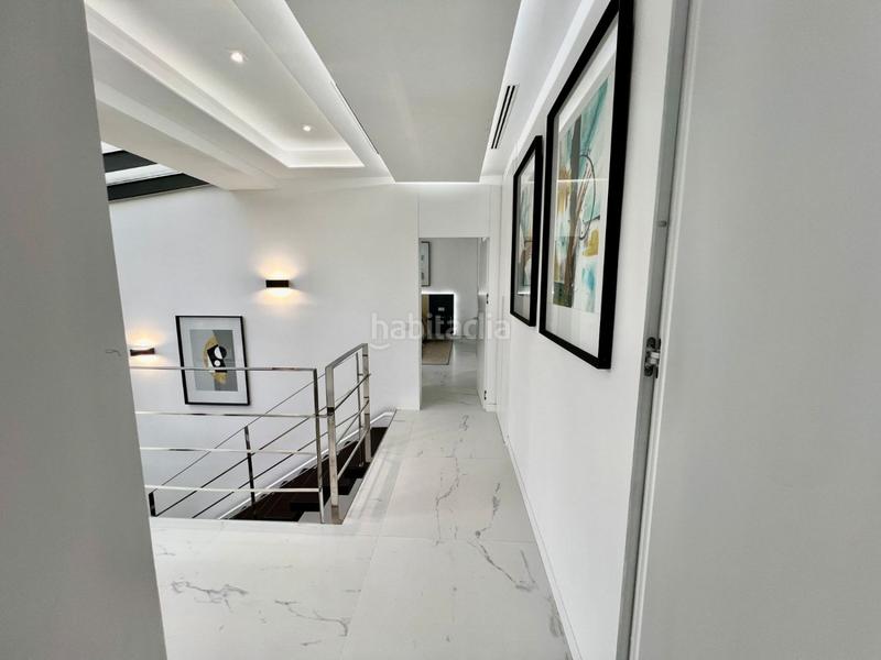 Foto ad05a0fd-0073-4657-8290-2fed867fa031. Affitto chalet con parcheggio in Las Lomas de Río Verde Marbella