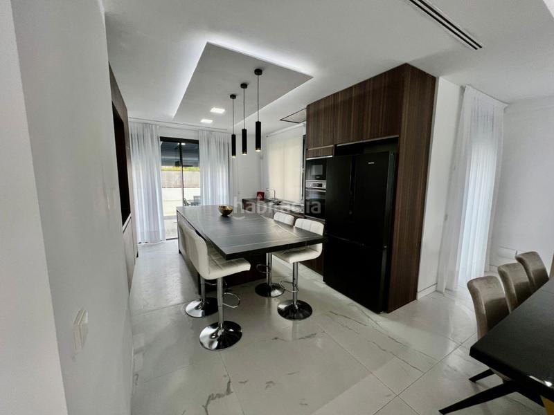 Foto 3ed90f09-1522-40ce-9969-21ffec04fcb1. Location chalet avec parking dans Las Lomas de Río Verde Marbella