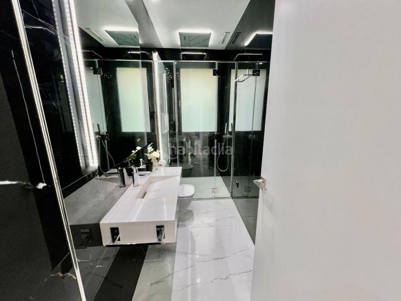 Foto be485856-39d8-4182-8140-39b0f5ed8534. Location chalet avec parking dans Las Lomas de Río Verde Marbella