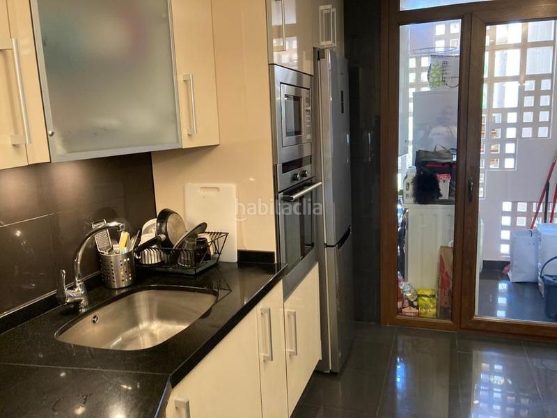 Foto b5518c91-dc9c-4610-9999-ccff7aff5477. Location appartement avec parking dans Zona de Punta Plata Estepona