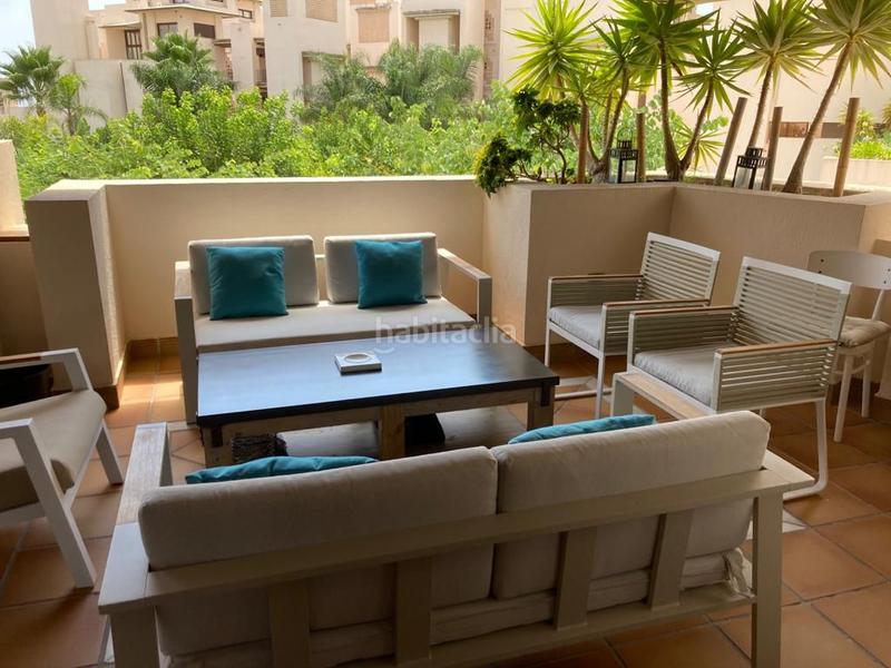 Foto f0dd0f36-b2da-4ad9-a60e-c07f3fbb529f. Rent apartment with parking in Zona de Punta Plata Estepona