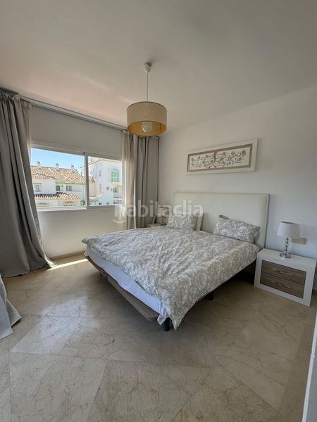 Foto 98bdc16f-4177-4e51-9f43-1aa723c89191. Rent apartment with parking in Puerto Banús Marbella