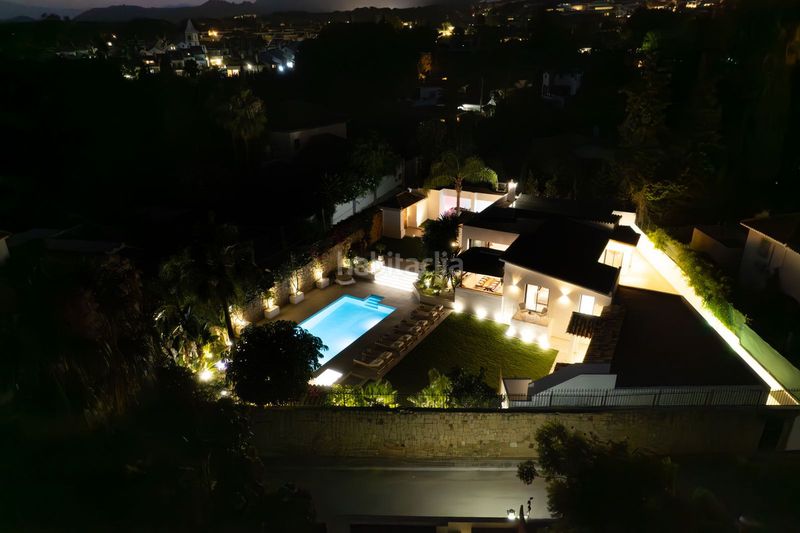 Foto fb576b22-d4a3-4215-b8b3-fd58df90a2d9. Affitto chalet con parcheggio piscina in Nagüeles Alto Marbella