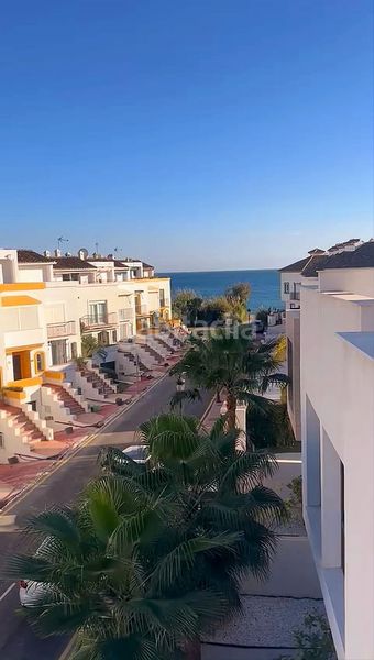 Foto 2965e976-20fb-4d83-9266-efae63237137. Affitto casa a schiera con parcheggio piscina in Guadalobón Estepona