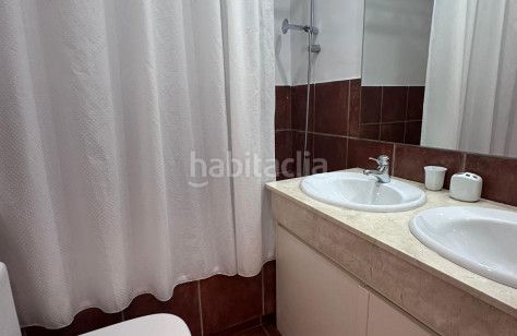Foto 2e92a524-b599-402c-b945-c2b39ddb141d. Casa adossada amb aparcament a Nueva Alcántara Marbella
